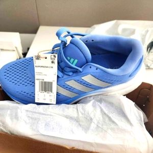 Adidas Shoes 7.5 Women's Light Blue